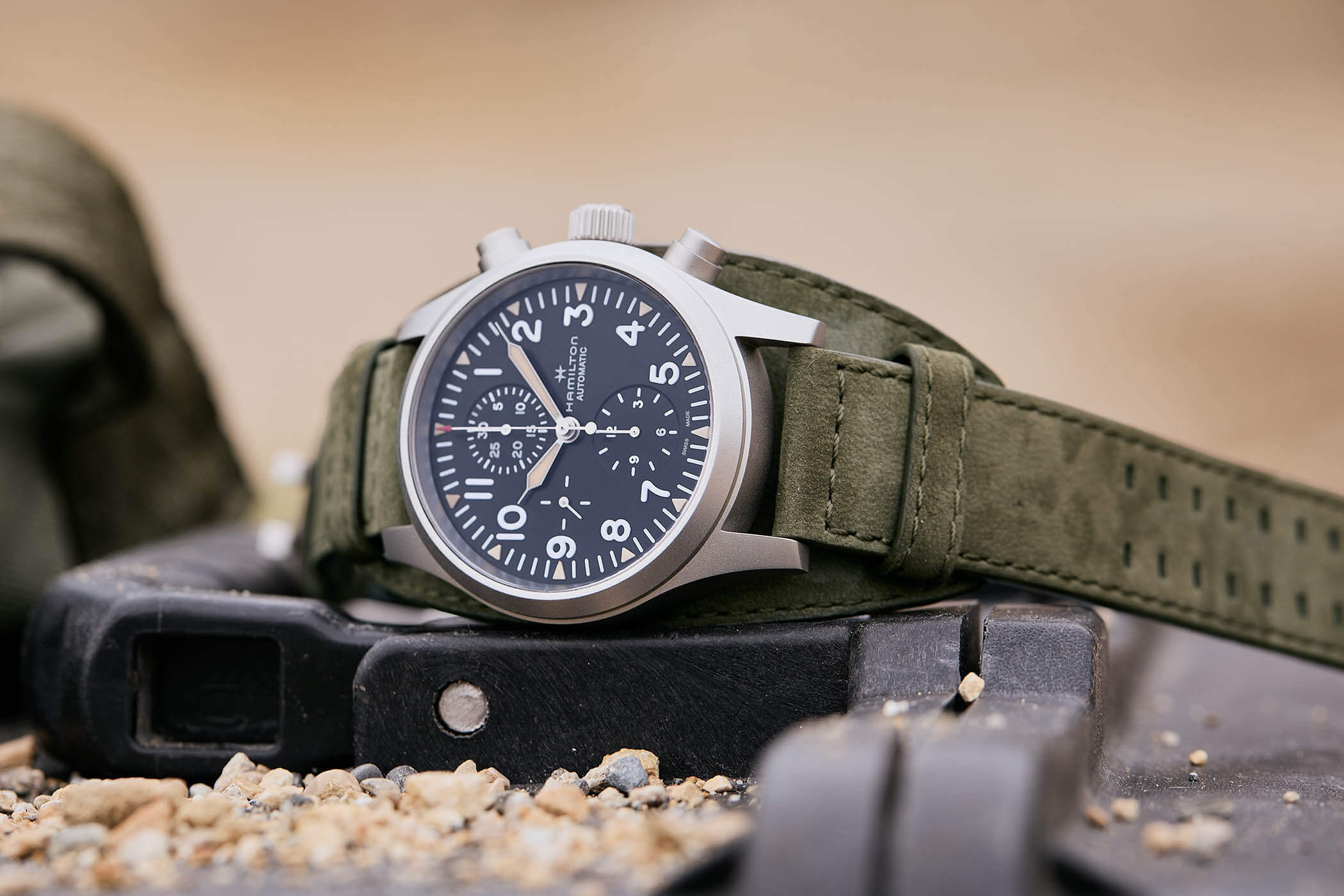 Hamilton khaki hotsell field 44mm